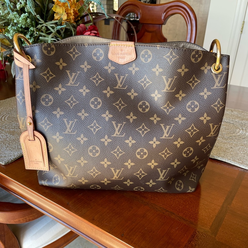 Louis Vuitton Graceful Pm